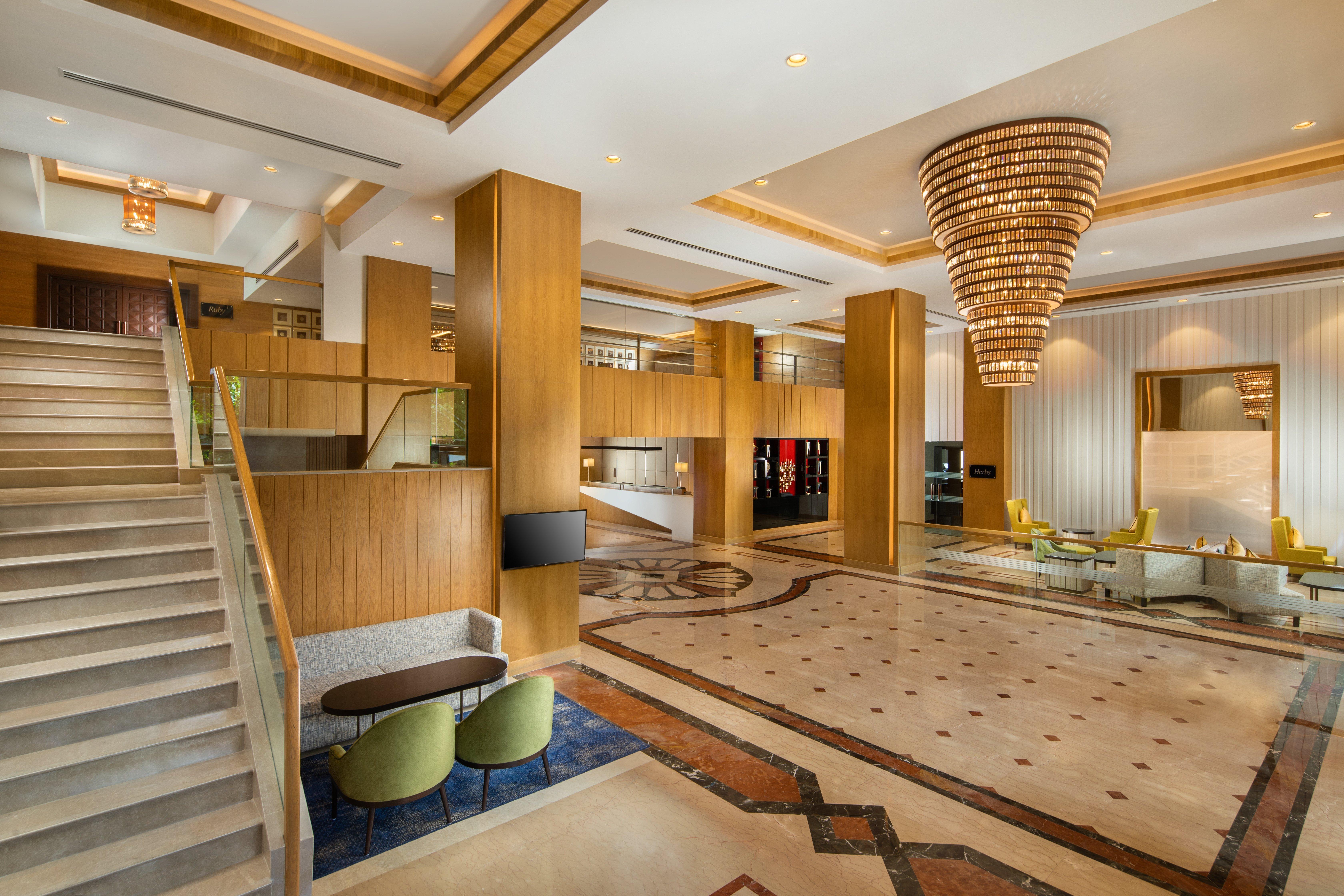 Holiday Inn Agra Mg Road An Ihg Hotel Exterior photo Lobby