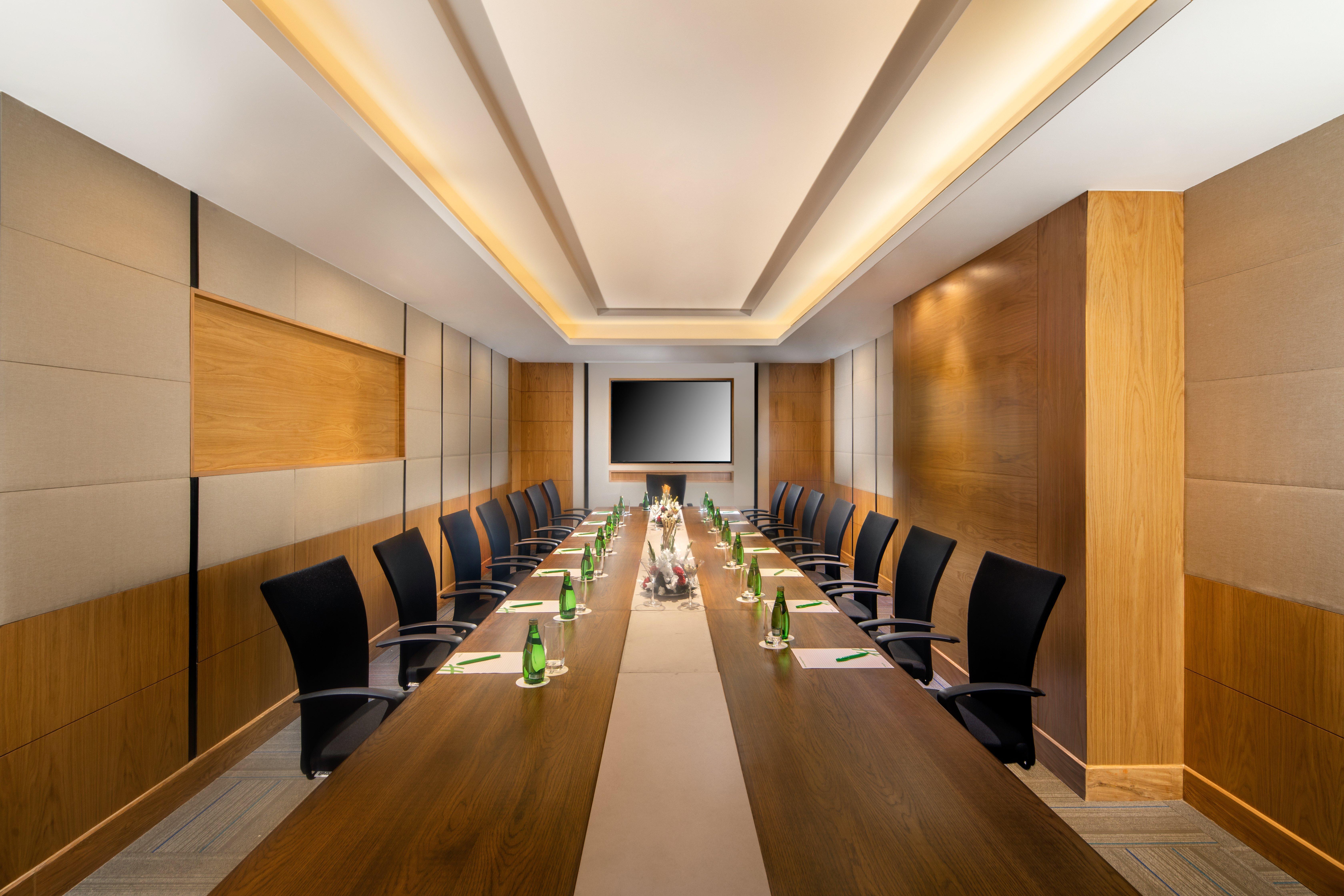 Holiday Inn Agra Mg Road An Ihg Hotel Exterior photo Meeting room