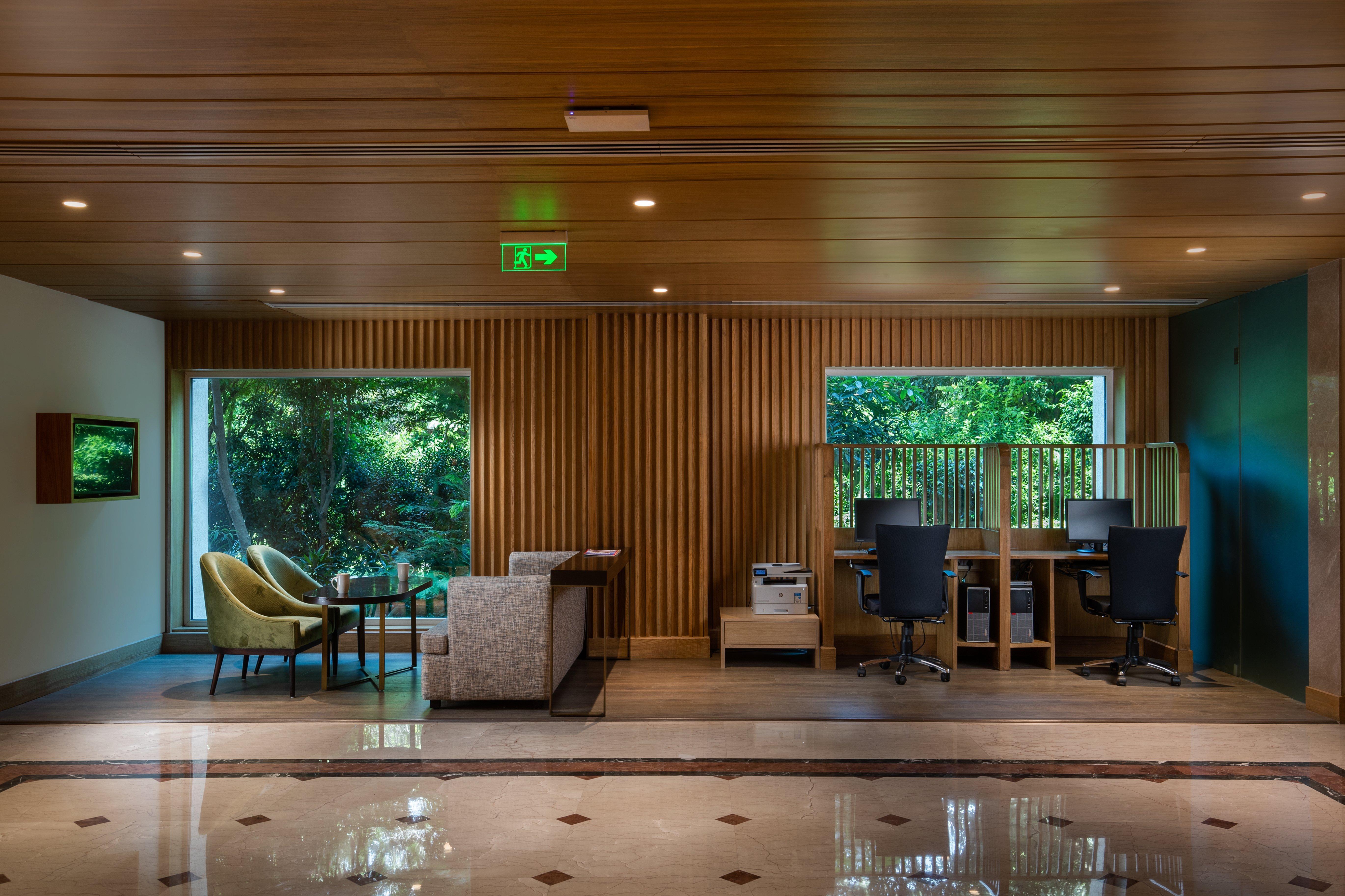 Holiday Inn Agra Mg Road An Ihg Hotel Exterior photo Business Center