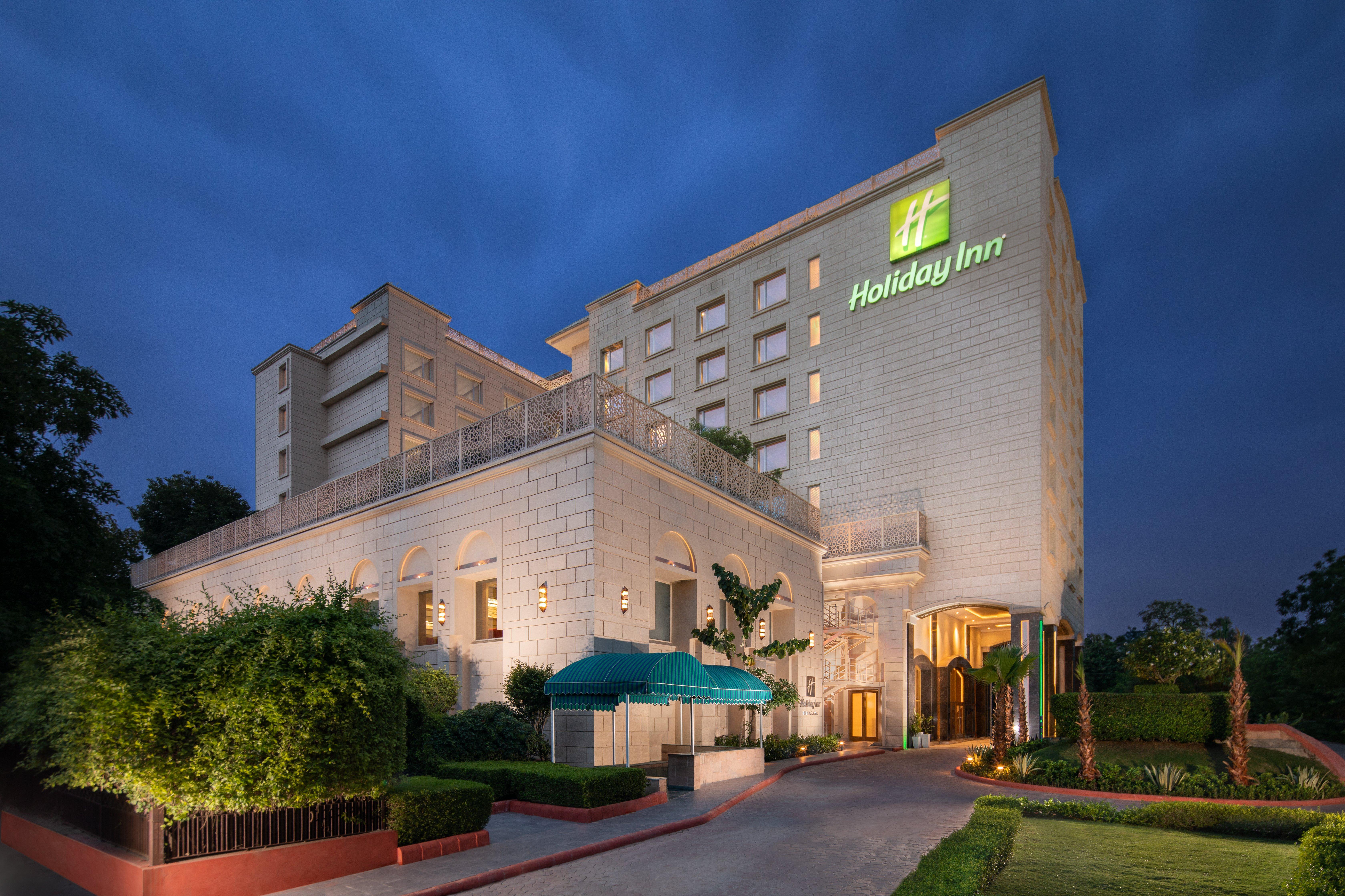 Holiday Inn Agra Mg Road An Ihg Hotel Exterior photo Holiday Inn New Delhi