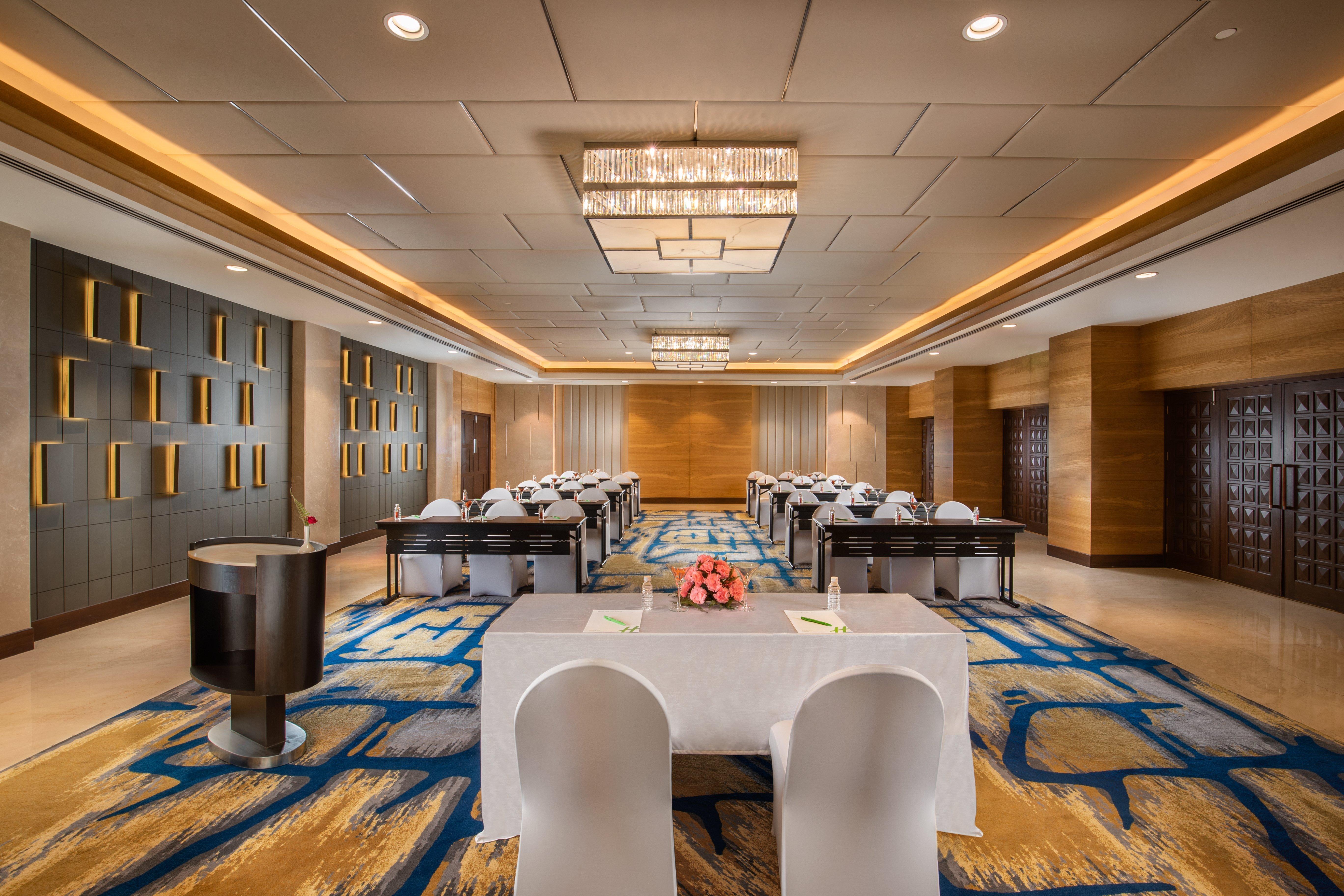 Holiday Inn Agra Mg Road An Ihg Hotel Exterior photo Meeting room