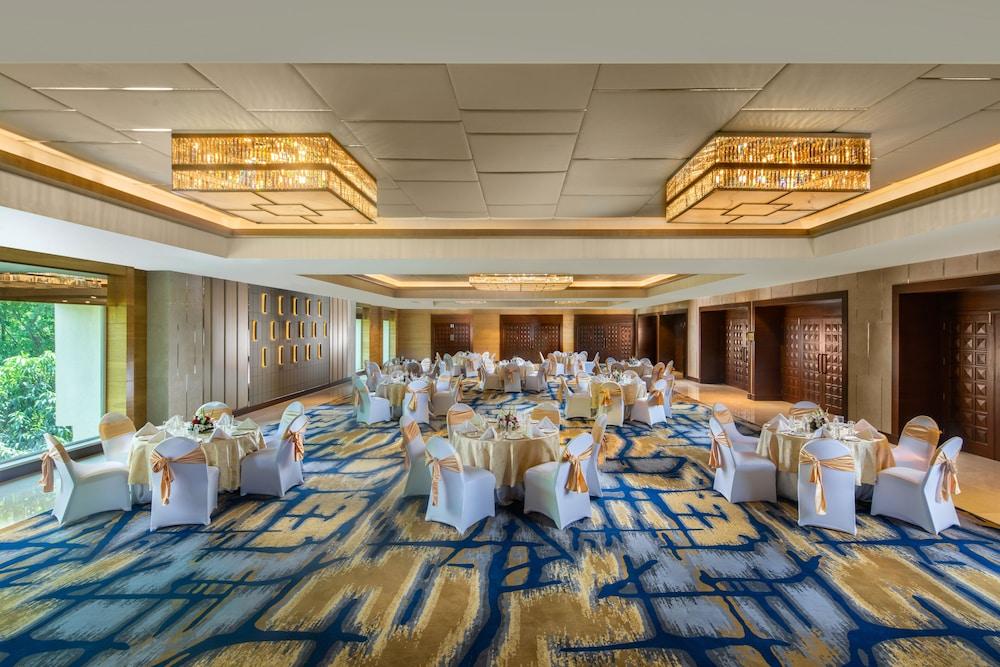 Holiday Inn Agra Mg Road An Ihg Hotel Exterior photo The Grand Ballroom